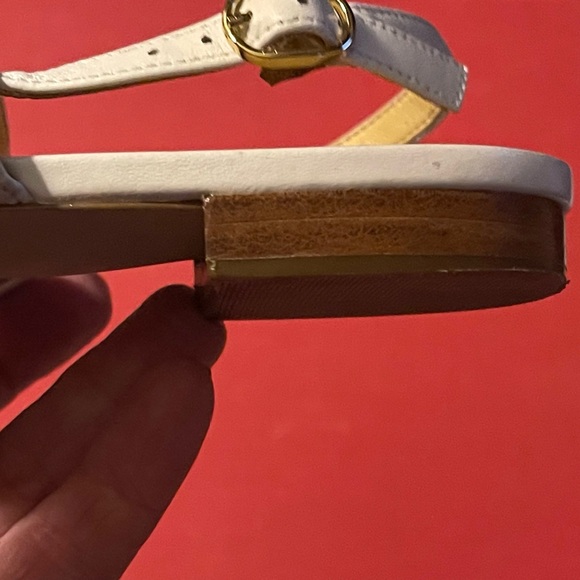 Talbots white leather sandal flats, size 8 EUC - Picture 5 of 5